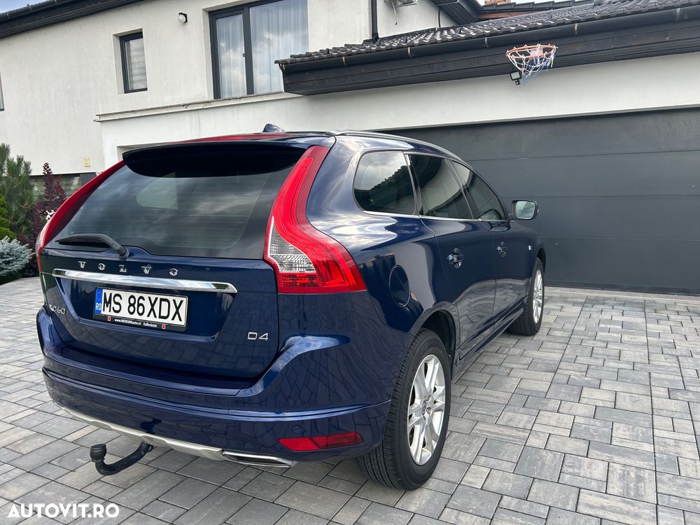 VOLVO XC60 2015 — imagine 4
