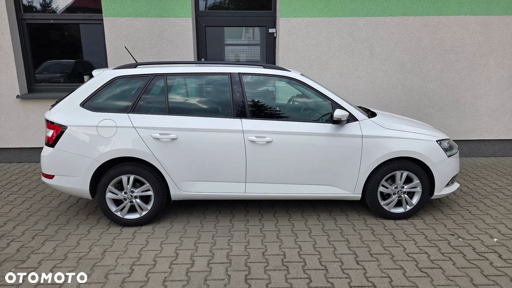 Skoda Fabia 1.0 TSI Ambition - 11
