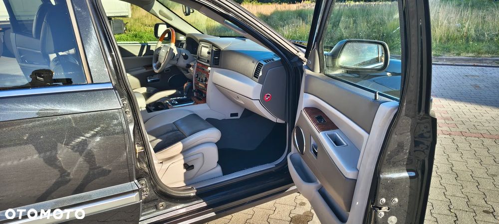 Jeep Grand Cherokee 5.7 V8 Overland - 17