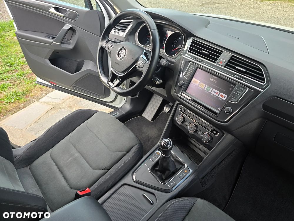 Volkswagen Tiguan 2.0 TDI SCR (BlueMotion Technology) Highline - 22