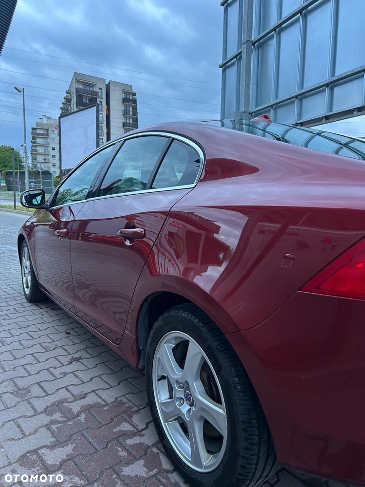 Volvo S60 D3 Summum - 4