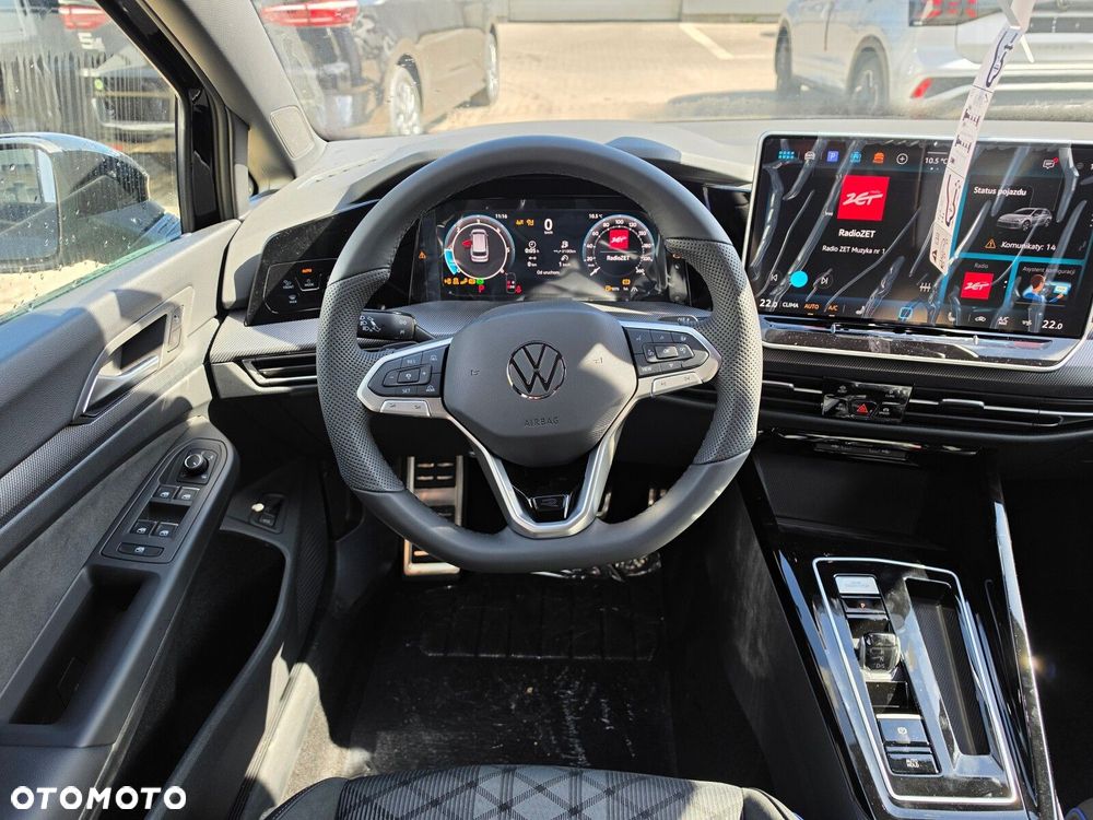 Volkswagen Golf 2.0 TDI R-Line Plus DSG - 18