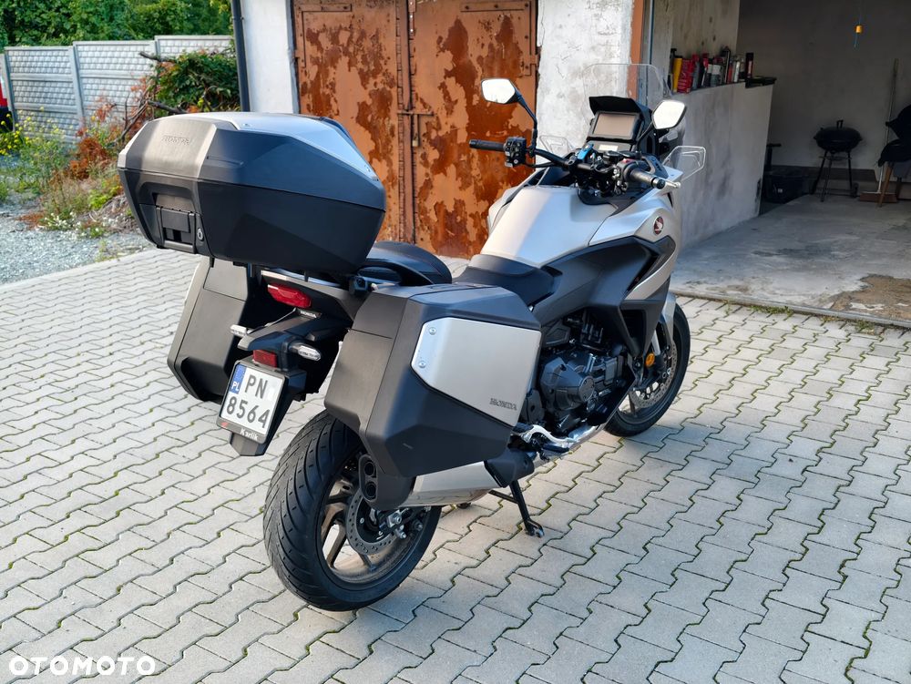 Honda NT - 2