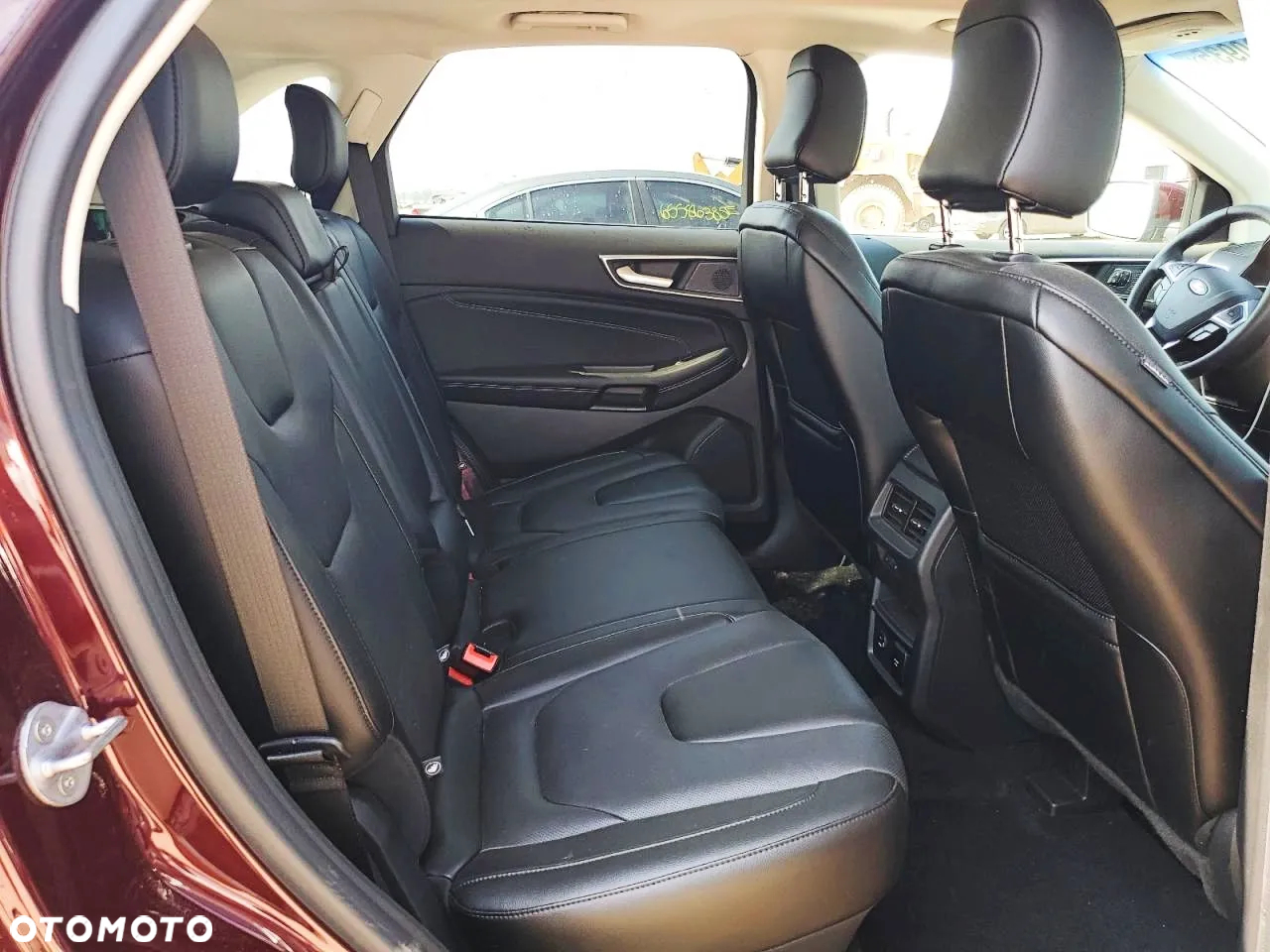 Ford Edge - 10