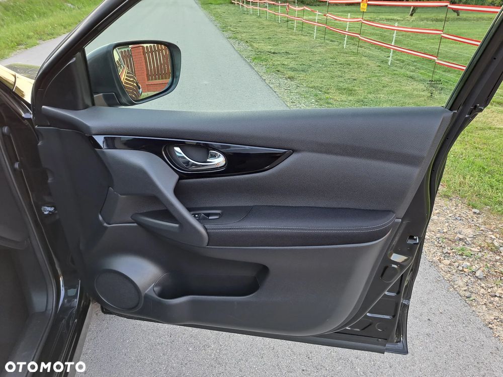 Nissan Qashqai 1.2 DIG-T N-Connecta - 15