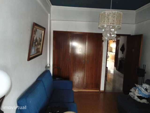 Apartamento T2 Excelente localização - Grande imagem: 5/9