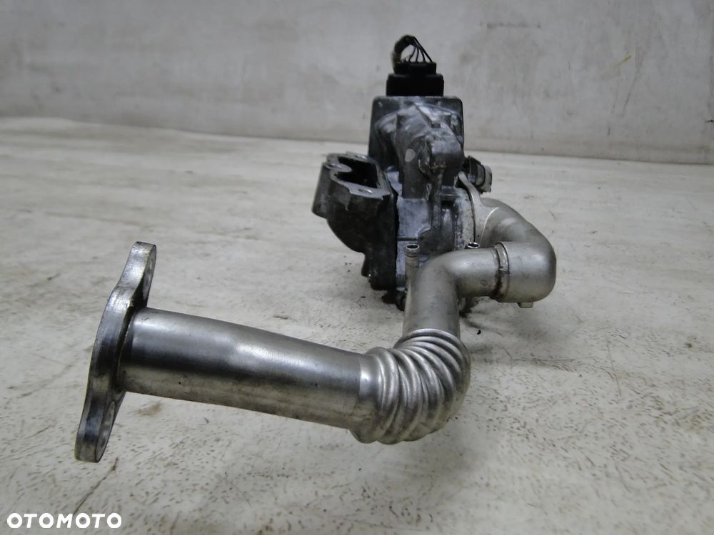 TOYOTA RAV4 III LIFT ZAWÓR EGR 2.2 D-CAT - 5