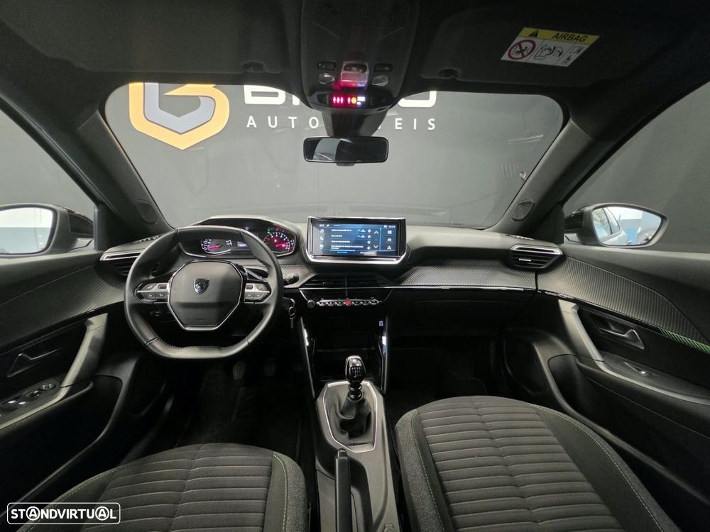 Peugeot 2008 1.2 PureTech Active - 14
