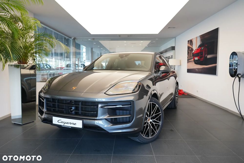 Porsche Cayenne - 2