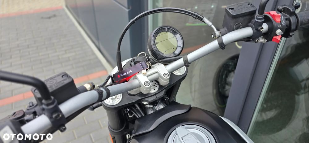 Ducati Scrambler - 33