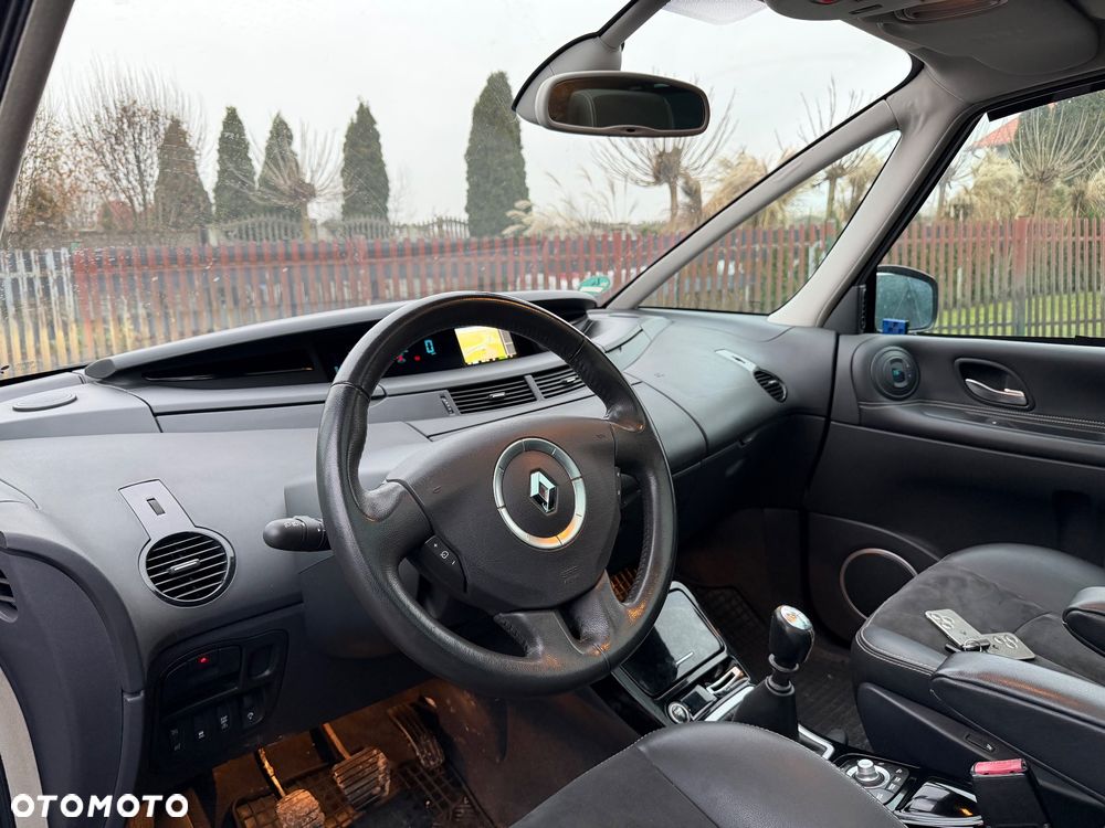 Renault Grand Espace Gr 2.0 dCi 25th - 35