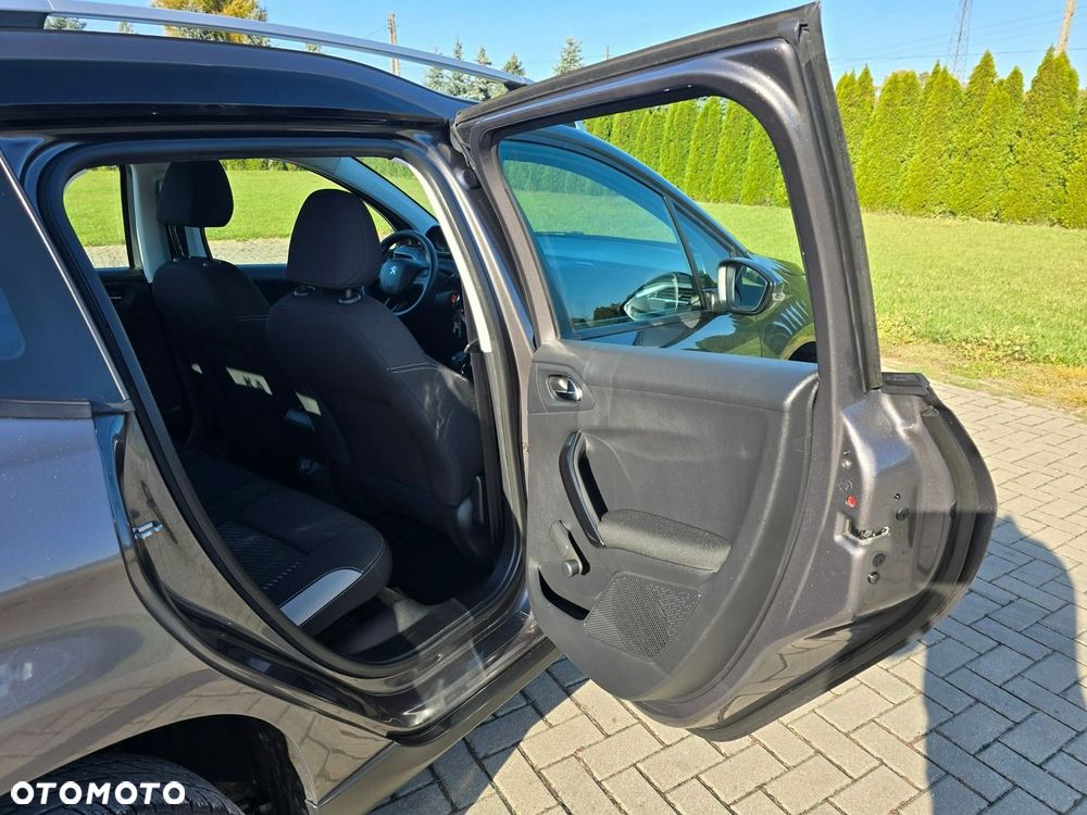 Peugeot 2008 - 22