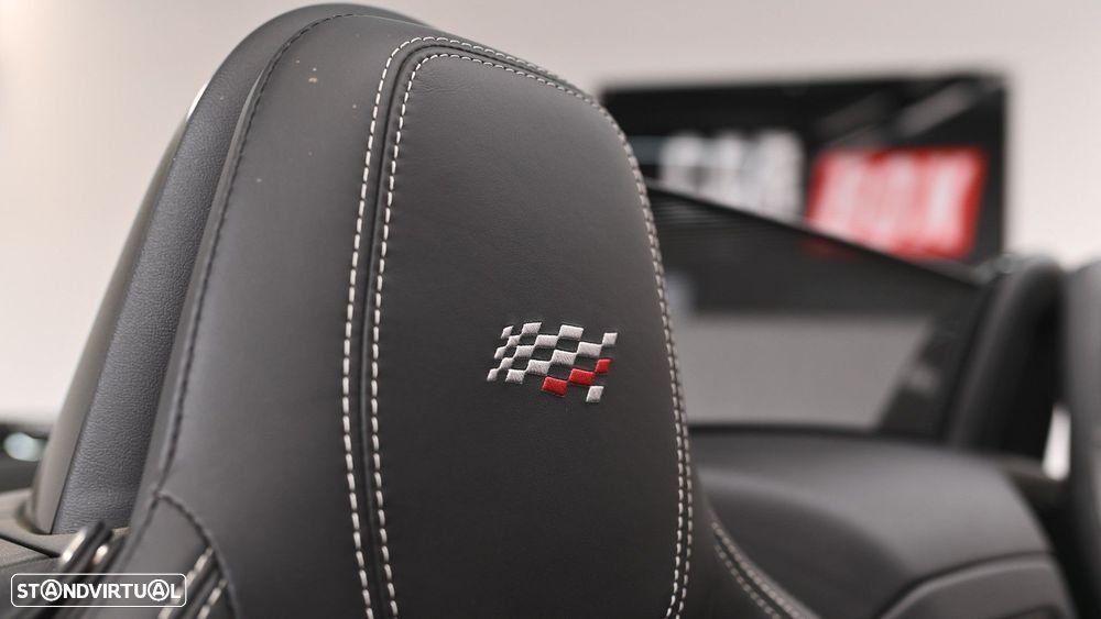 Jaguar F-Type 2.0 i4 Chequered Flag - 51