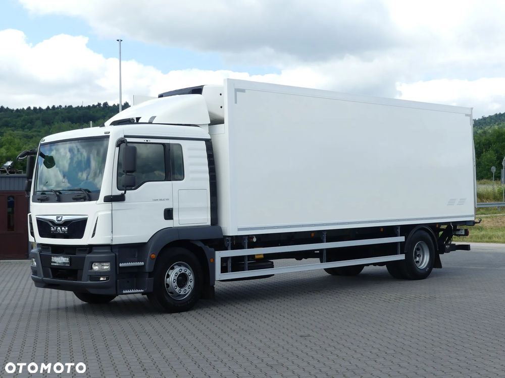 MAN TGM 18.250 / CHŁODNIA + WINDA / KABINA SYPIALNA / EURO 6 / - 4