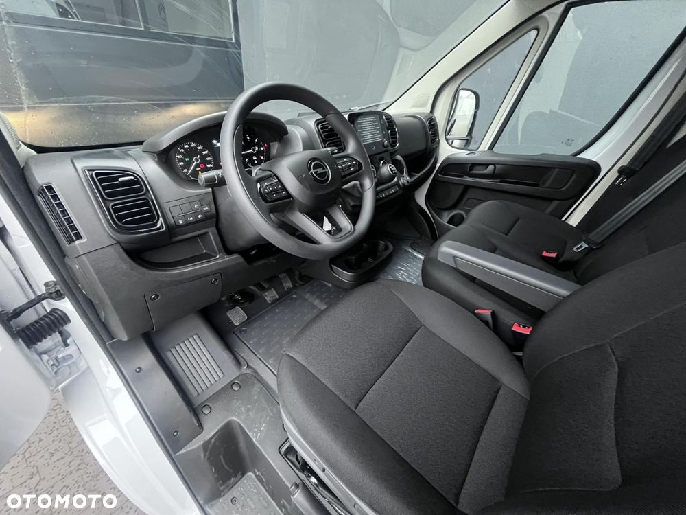 Opel Movano - 16