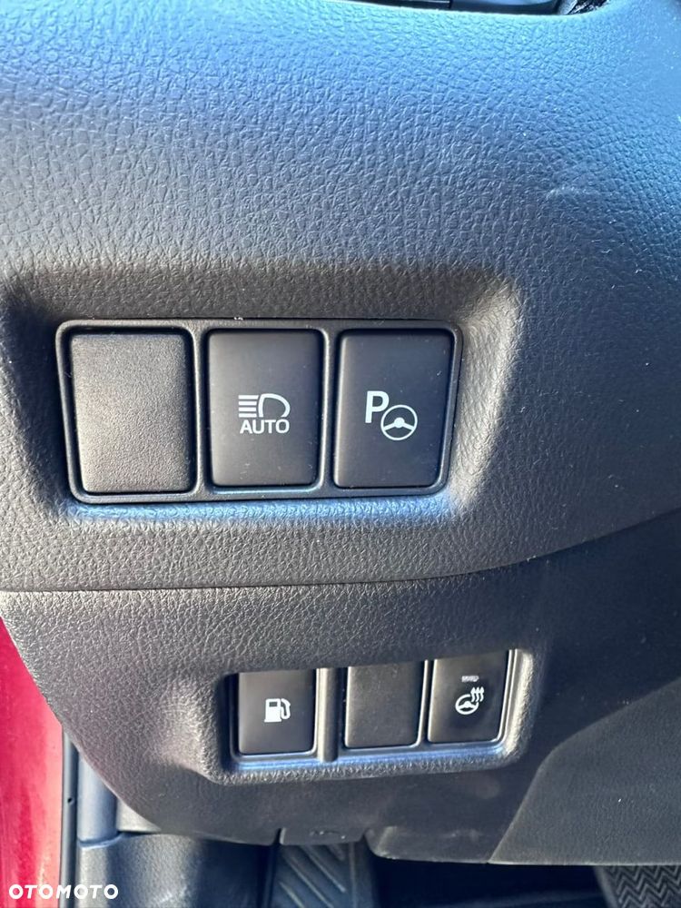 Toyota C-HR Flow - 15
