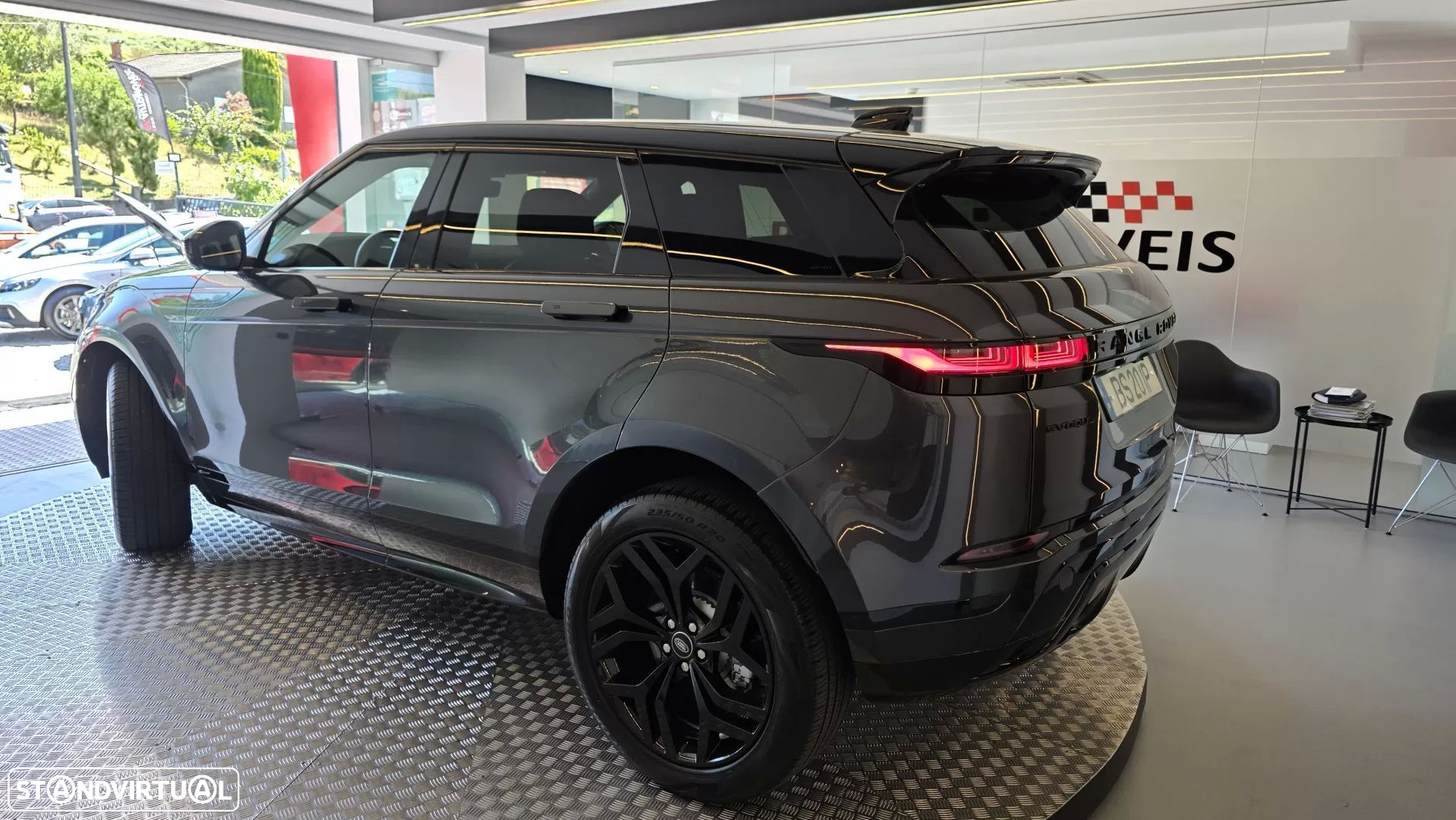 Land Rover Range Rover Evoque 2.0 D240 AWD R-Dynamic HSE Auto - 17