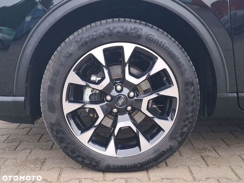 Ford Kuga - 28