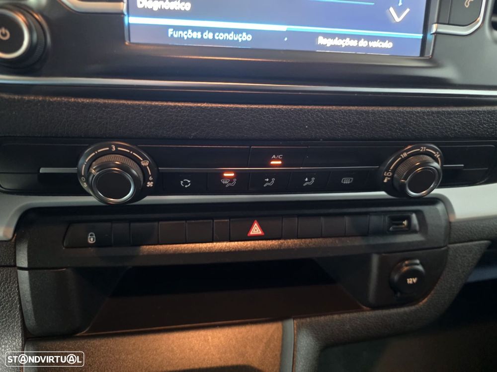 Peugeot Traveller - 15