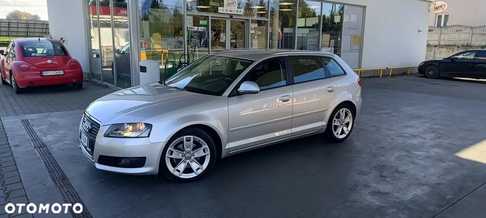Audi A3 Sportback 2.0 TDI Ambiente - 16