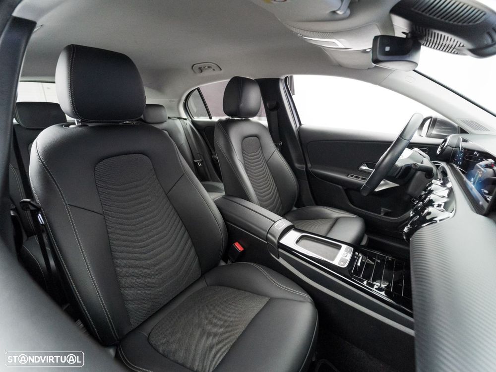 Mercedes-Benz A 250 e Style Plus - 40