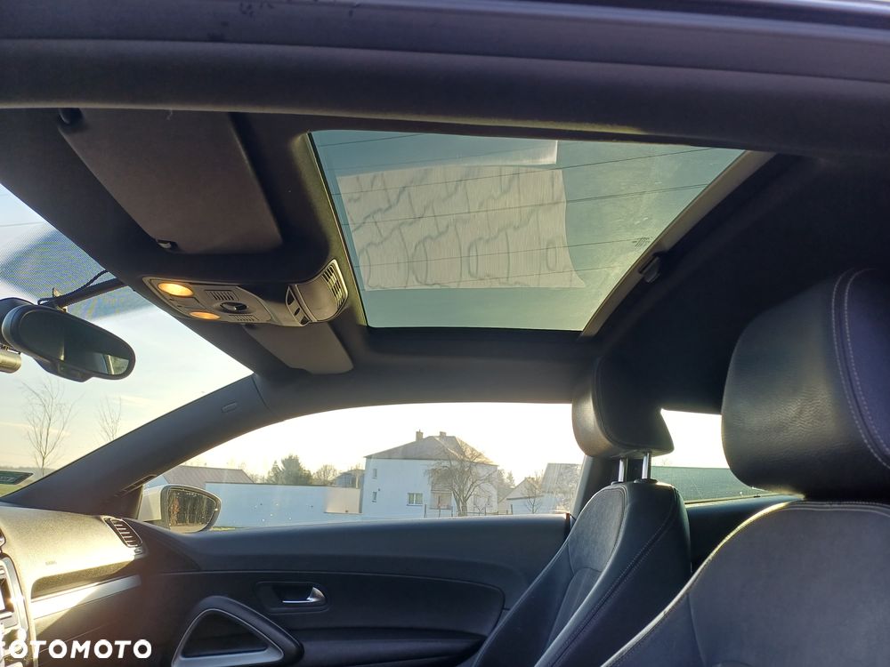 Volkswagen Scirocco - 8