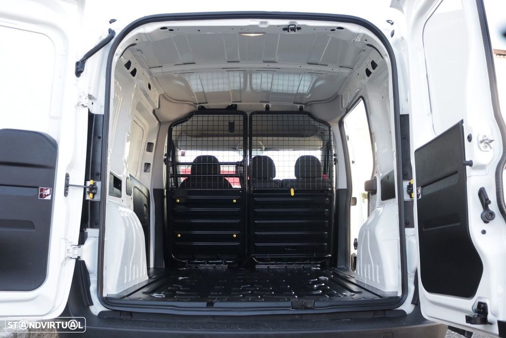 Fiat Doblo Cargo 1.6 M-Jet Easy 3Lug 105cv - 16