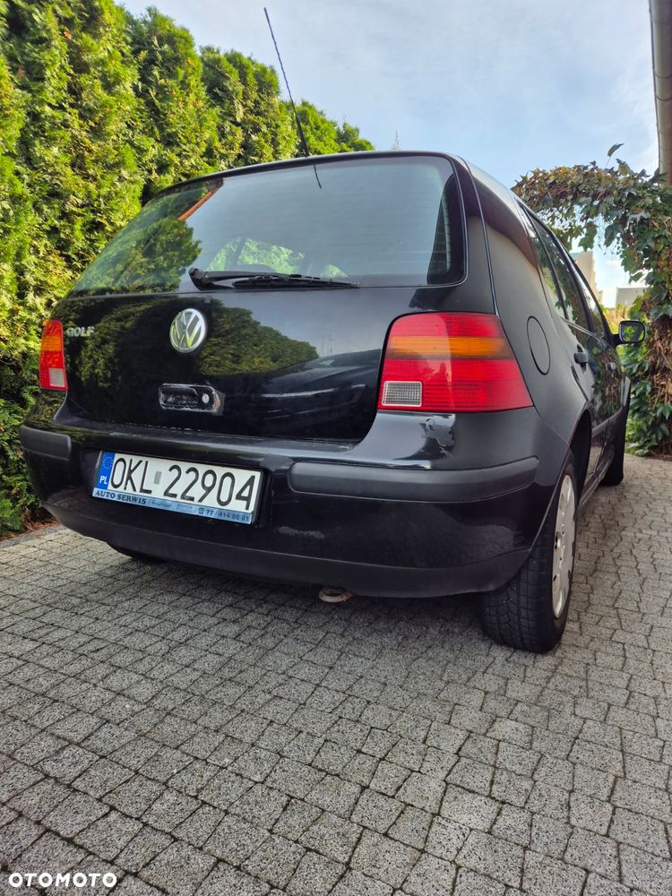 Volkswagen Golf 1.9 TDI - 10