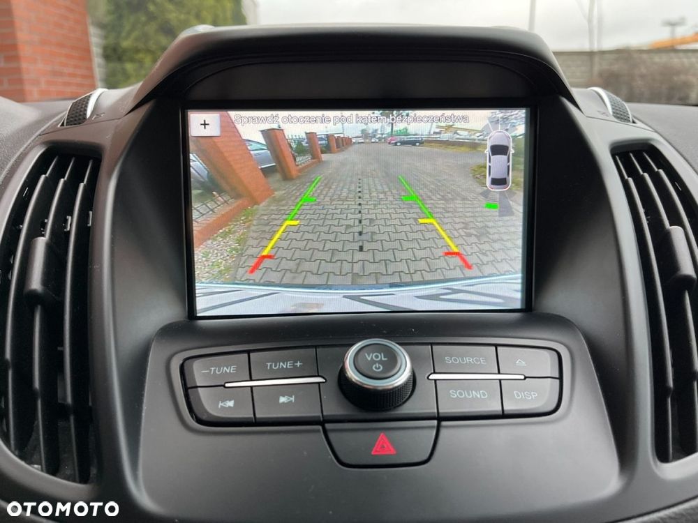 Ford Kuga 1.5 EcoBoost 2x4 Trend - 21