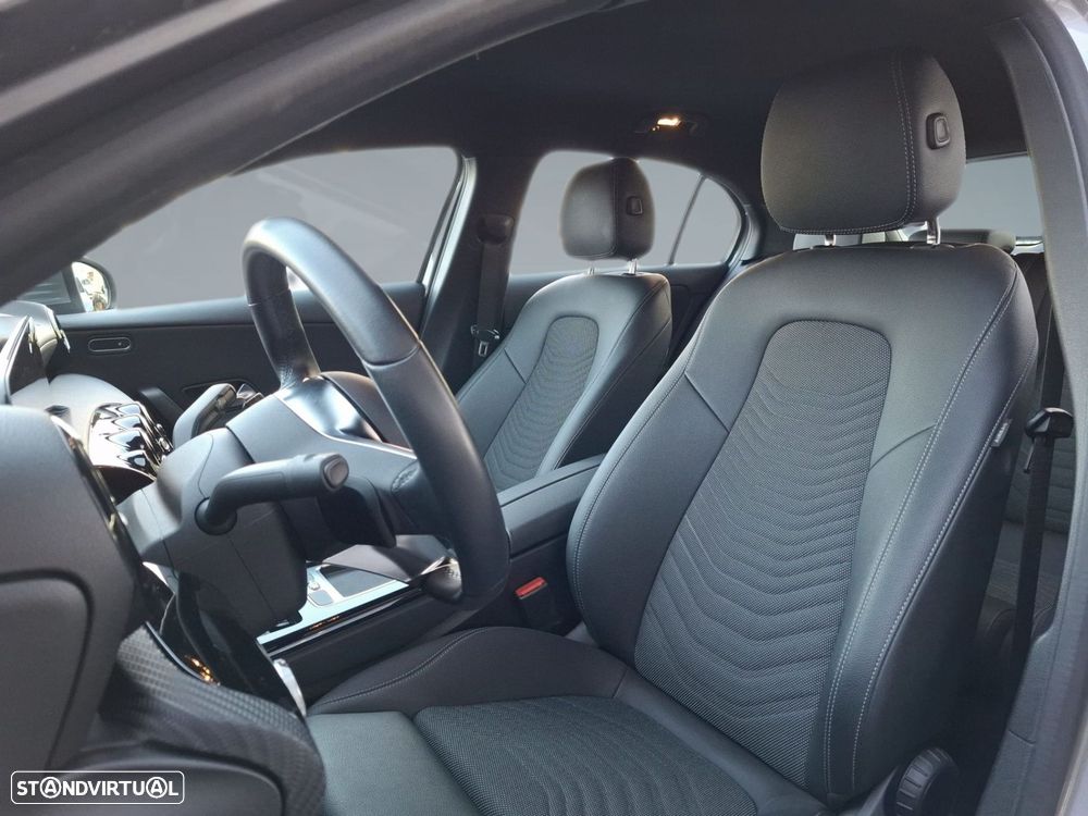 Mercedes-Benz A 250 e - 11