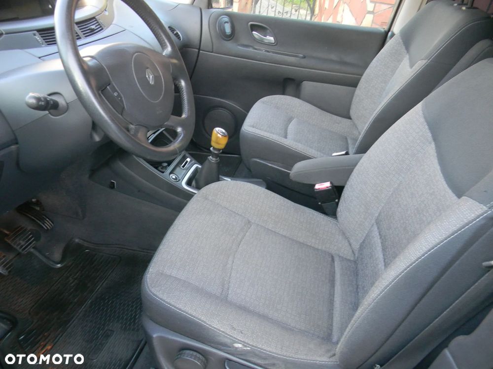 Renault Espace 2.0 dCi FAP Navitech - 16