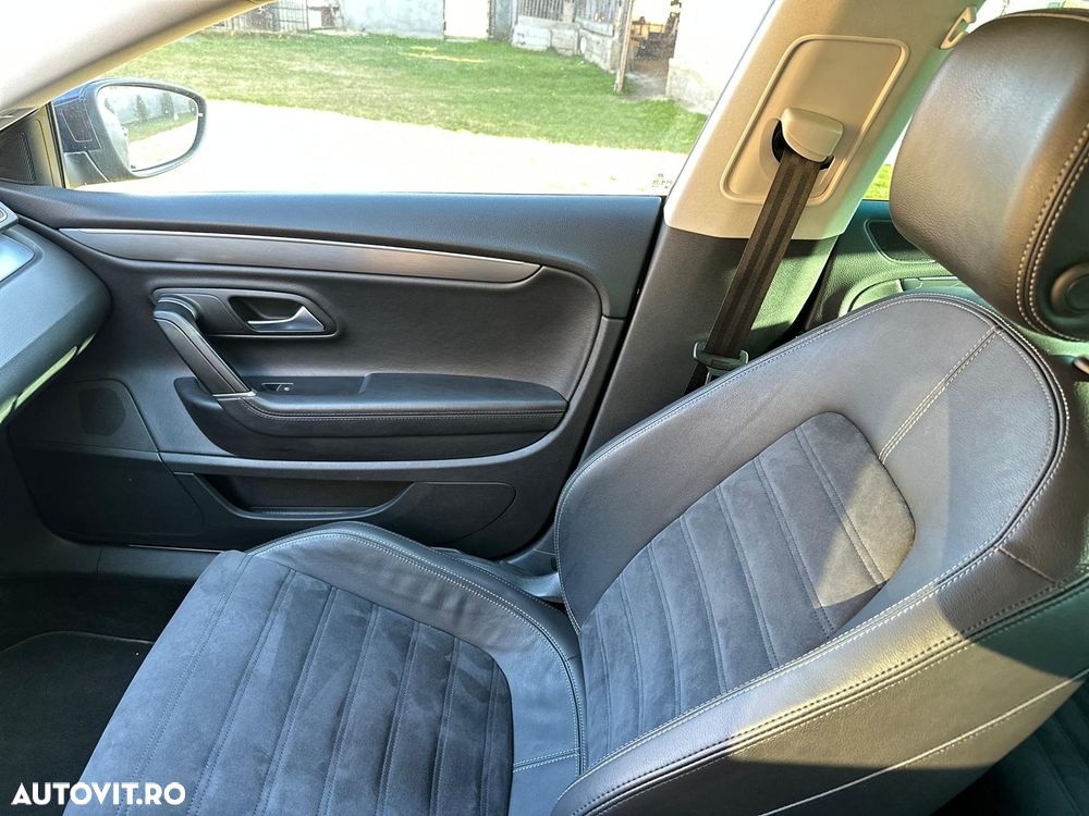 Volkswagen Passat CC - 11