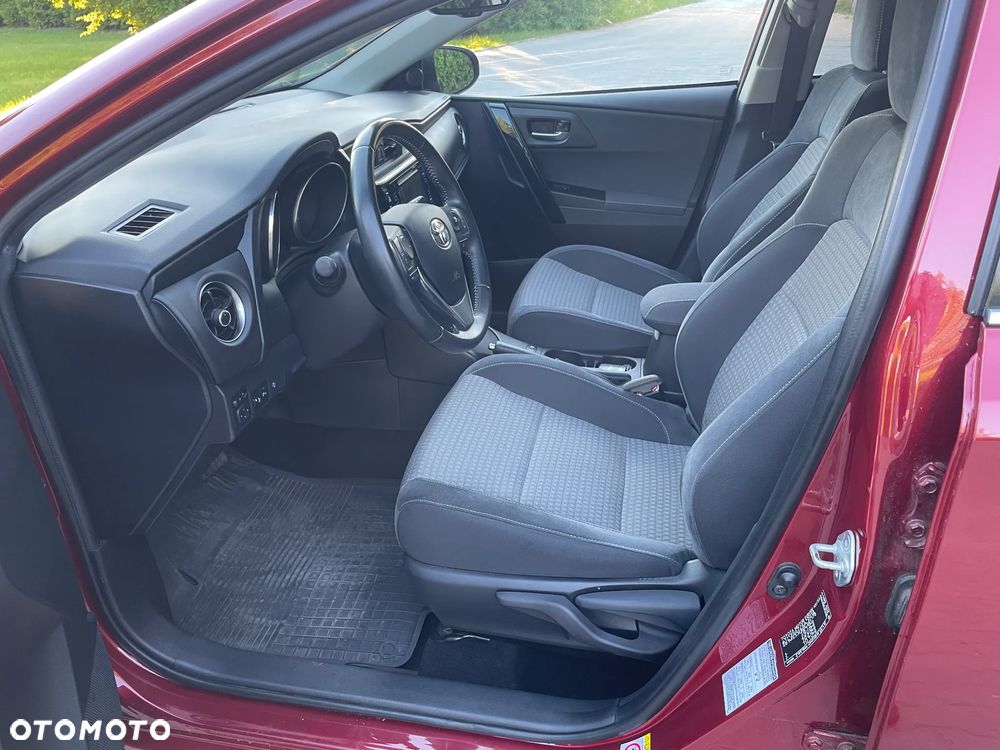 Toyota Auris - 7