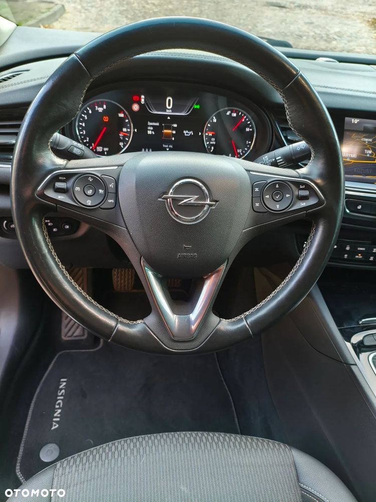Opel Insignia - 25
