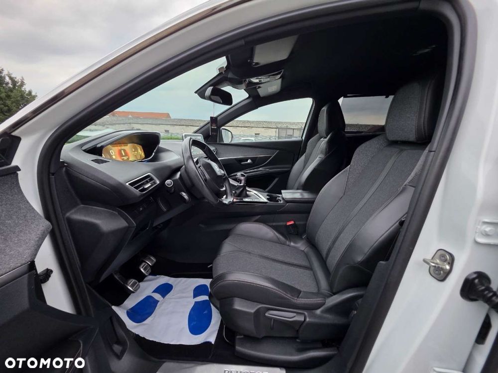 Peugeot 5008 - 9