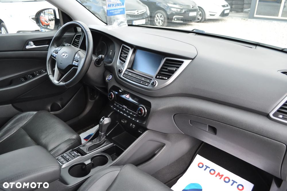 Hyundai Tucson 2.0 CRDI 4WD Automatik Premium - 15
