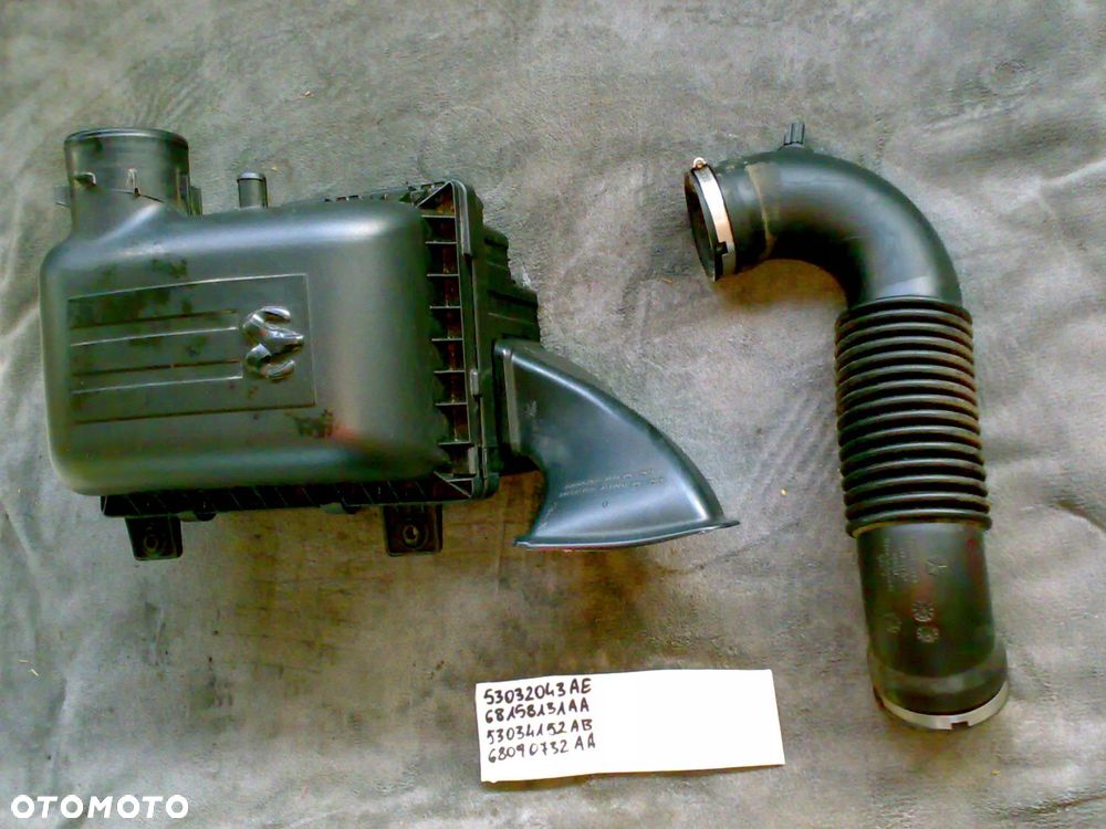 dodge ram 1500 2008 - obudowa filtra powietra dolot rura wlot kpl. 5.7hemi - 2