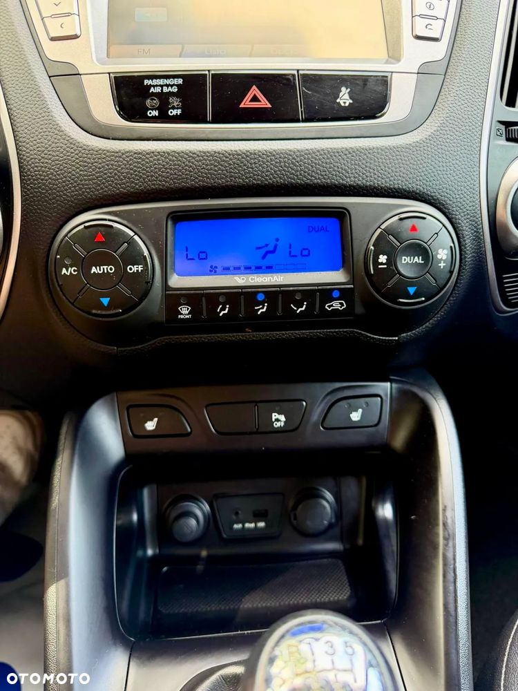 Hyundai ix35 1.6 2WD blue Style - 12