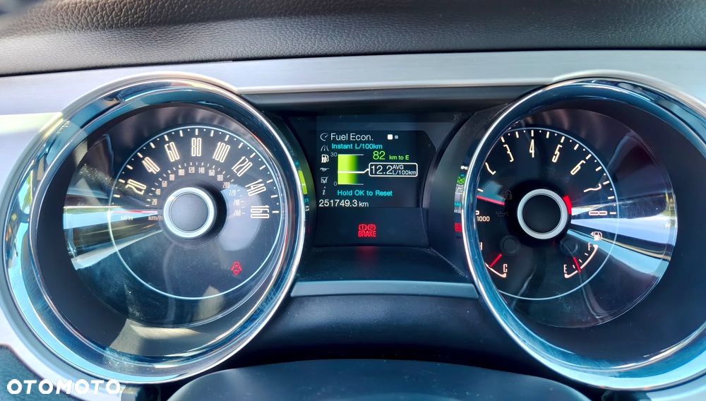 Ford Mustang 3.7 V6 Premium - 17