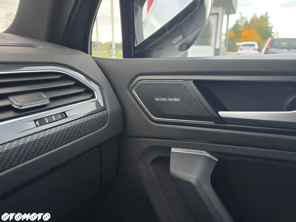 Volkswagen Tiguan 1.5 eTSI R-Line Plus DSG - 36
