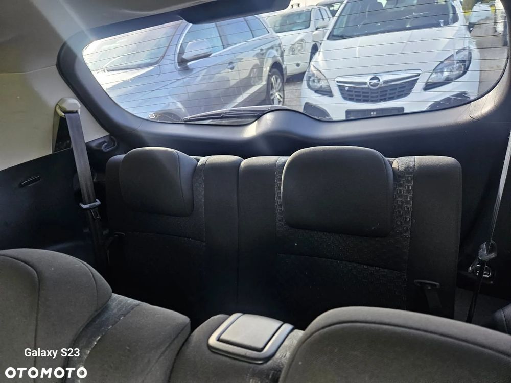 Toyota Verso 2.0 D-4D 2010 7os - 10