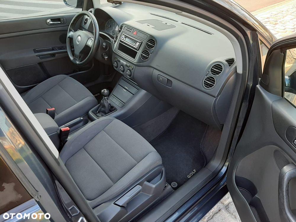 Volkswagen Golf Plus - 12