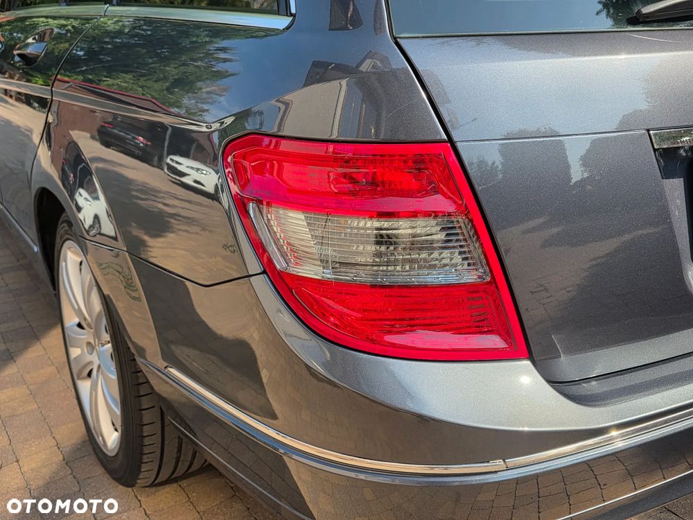 Mercedes-Benz Klasa C 280 Avantgarde Sport Edition + - 9