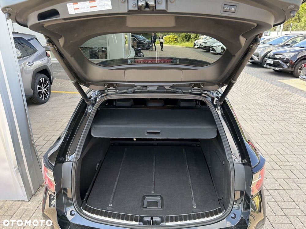 Toyota Corolla - 10