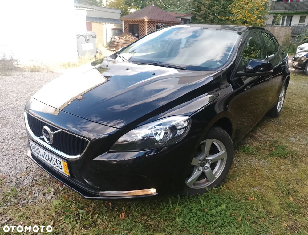 Volvo V40 2016 photo 2