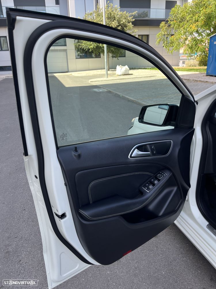 Mercedes-Benz B 180 CDI Urban - 21