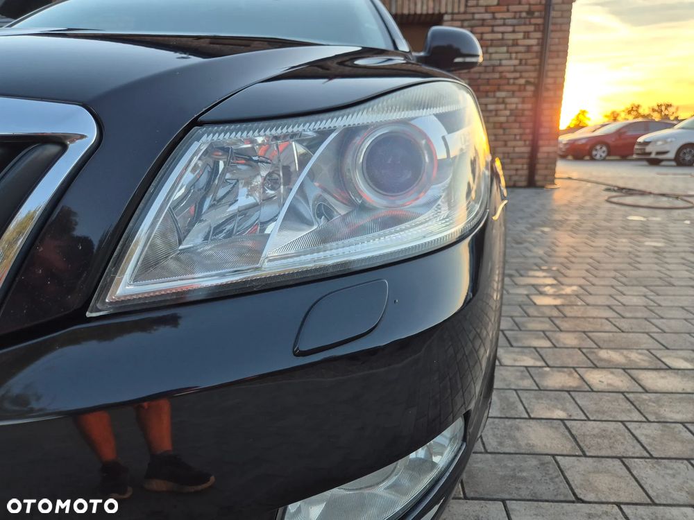 Skoda Octavia 2.0 TDI DPF DSG FAMILY - 37