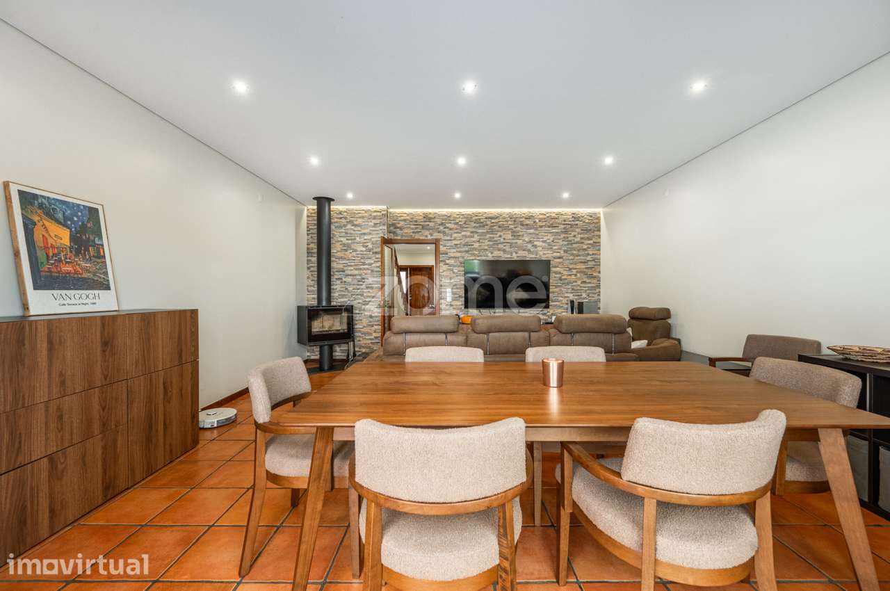 Moradia T3 - Garagem e Jardim - Grande imagem: 2/25