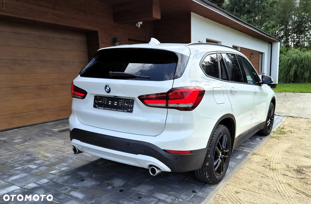 BMW X1 sDrive18d Advantage sport - 3