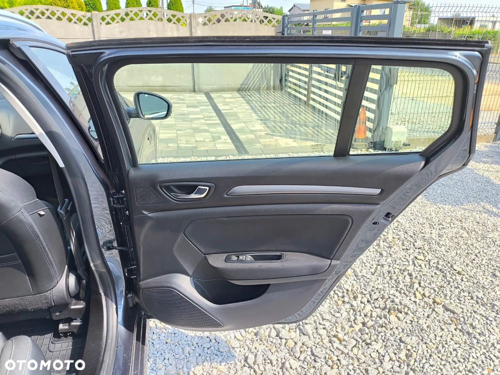 Renault Megane - 24